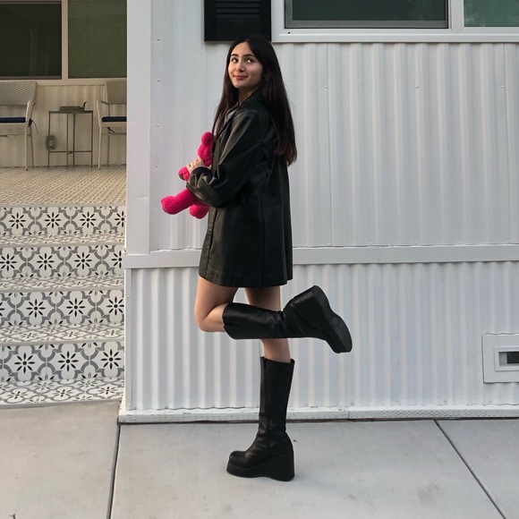 Meet your Posher, Natessa - Picture 1 of 1